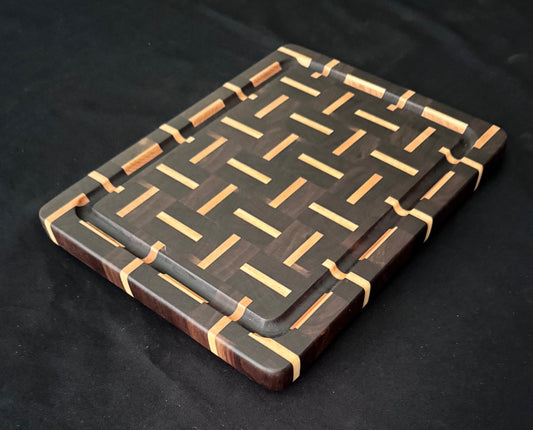 M1023 - Walnut Maple Weave